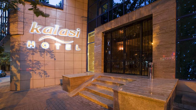 Hotel Kalasi set udefra